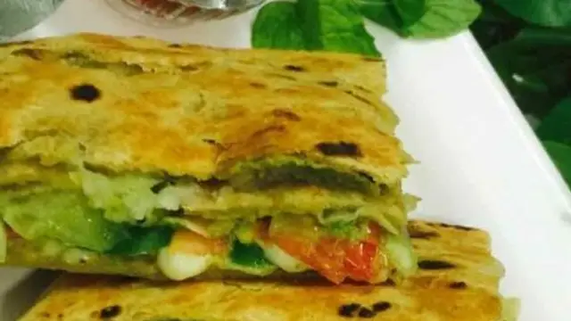 रोटी के सैंडविच बनाने की रेसिपी (Roti Sandwich Recipe)