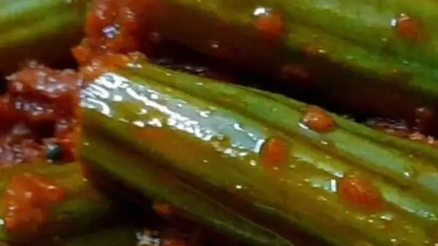 Sahjan Ka Achar Recipe: सहजन का अचार खाने से हाई ब्लड शुगर होने लगेगी कंट्रोल
