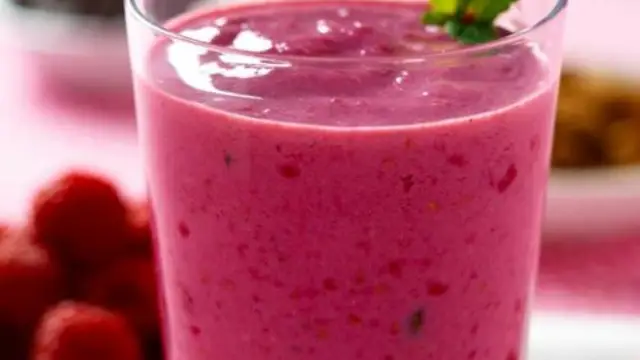 पिंक ग्लो स्मूदी रेसिपी ( Pink Glow Smoothie Recipe )