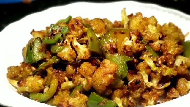 Gobhi Pepper Fry Recipe In Hindi – खाने में बनाएं स्पाइसी गोभी पेपर फ्राई