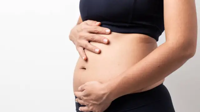 Bloating Problem Soution: ब्लोटिंग को खत्म करने का सटीक और सरल उपाय, सिर्फ एक गिलास गरम पानी में मिला के पिएं ये चीजें