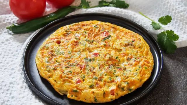 मसाला ऑमलेट रेसिपी (Masala Omelette Recipe)