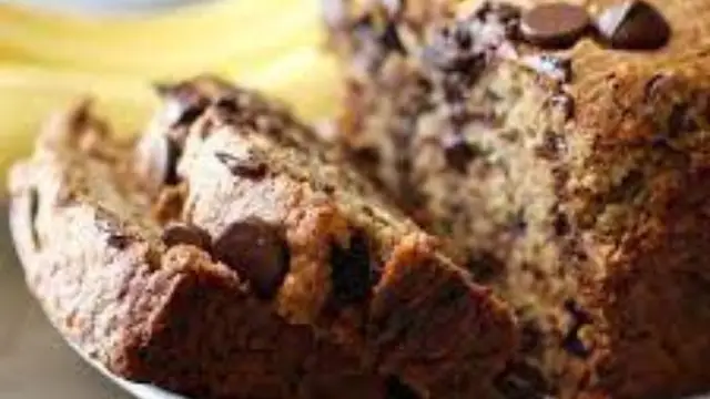 Banana Choco Chips Cake Recipe: बनाना चोको चिप्स केक रेसिपी