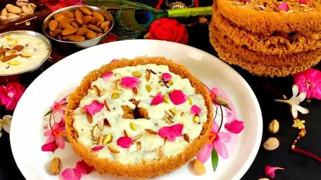 राजस्थानी घेवर बनाने की रेसिपी (Rajasthani Ghewar Recipe)