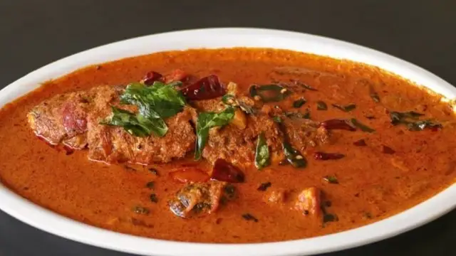 Malabar Fish Curry Recipe: हेल्दी मालाबार फिश करी घर पर ऐसे बनाएं