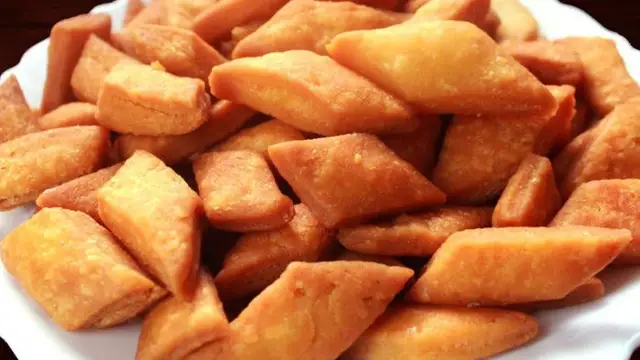 Aloo Ki Shankarpali Recipe In Hindi: आलू की शंकरपली ऐसे बनाएं