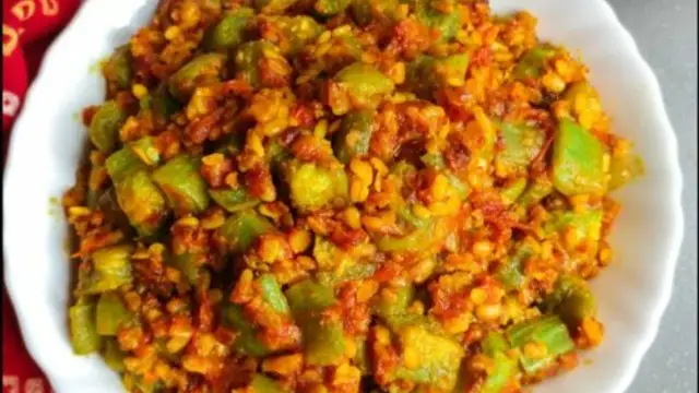 तोरी मूंगदाल की सब्जी बनाने की रेसिपी (Turai Moongdal Sabji Recipe)
