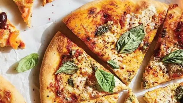 Whole Grain Chicken Pizza recipe: बच्चों को खूब पसंद आएगा घर पर बना ये पिज्जा, बहुत आसान है रेसिपी
