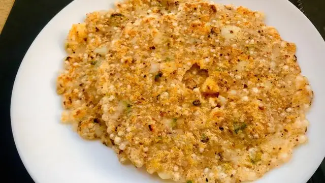 Sabudana Thalipeeth Recipe In Hindi – उपवास में बनाएं साबुदाना थालीपीठ
