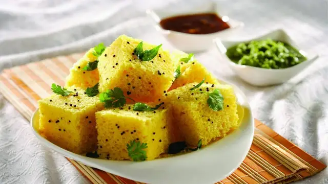 गुजराती ढोकला रेसिपी (Gujarati Dhokla Recipe)