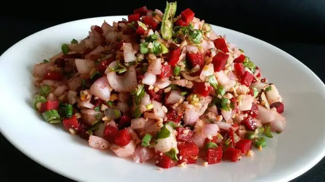 Spicy Jhalmuri Recipe In Hindi: स्नैक्स में बनाएं स्पाइसी झालमुरी