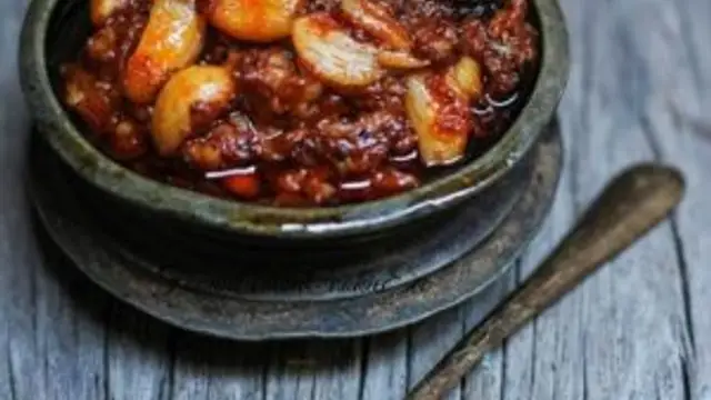 लहसुन का अचार बनाने की रेसिपी (Garlic Pickle Recipe)