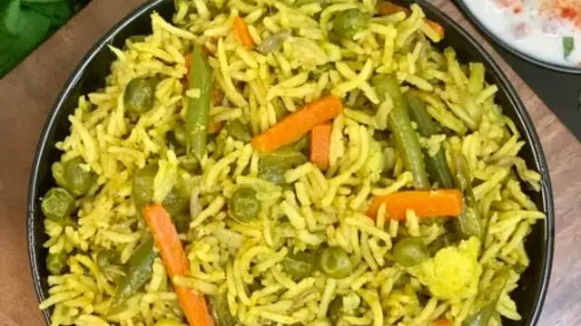 हरा वेज पुलाऊ ( Green Veg Pulao)