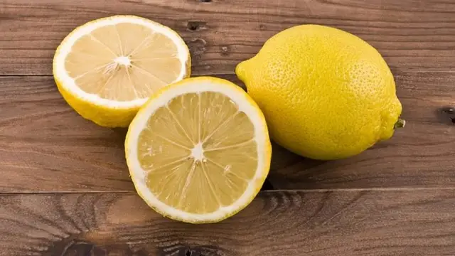 Health Tips: बहुत गुणकारी है नींबू का रस, शरीर की इन समस्याओं को करता है दूर