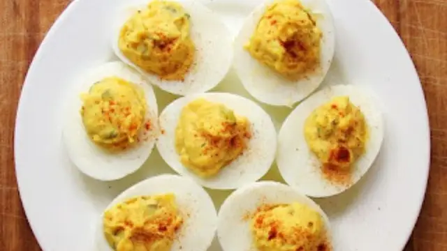 Stuffed Egg Recipe In Hindi: स्टफ्ड एग बनाने की रेसिपी