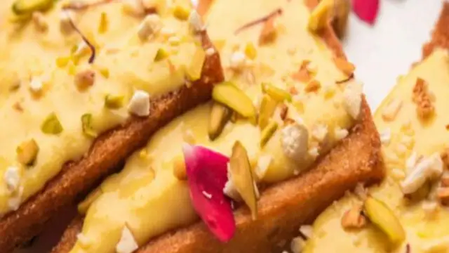 शाही ब्रेड टोस्ट बनाने की रेसिपी (Shahi Bread Toast Recipe)