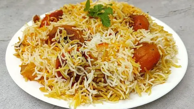 Dum aloo Biryani Recipe: दम आलू बिरयानी रेसिपी