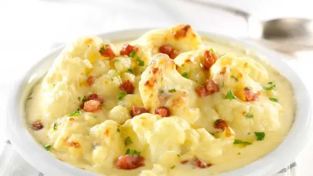 Cauliflower Cheese Recipe In Hindi – नाश्ते में बनाएं कॉलीफ्लॉवर चीज़