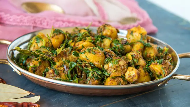 मेथी आलू की सब्ज़ी की रेसिपी (Methi Aloo Sabji Recipe)