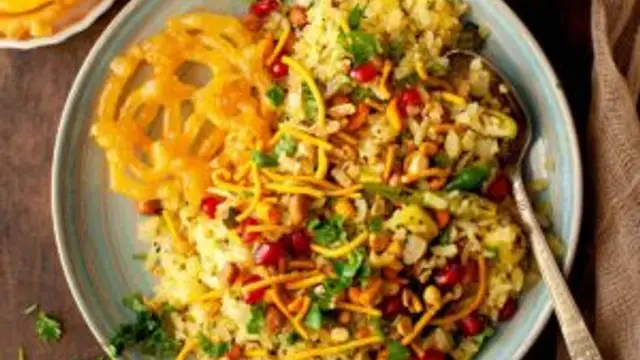 इंदौरी स्पेशल पोहा ( Indori Special Poha)