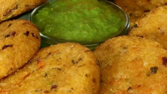 Snack Alert: बचे हुए चावल से तैयार करें कटलेट, घर में सभी को आएंगे पसंद