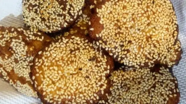 Arsa Banane Ki Recipe In Hindi: बनाएं उत्तराखंड की पारंपरिक डिश अरसा