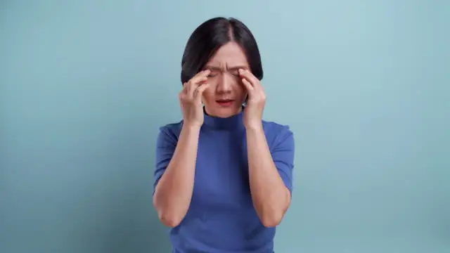 आंखों से संबंधित समस्याओं से पाएं झट से निजात, फॉलो करें ये बेस्ट टिप्स