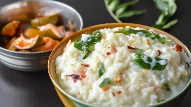 Curd Rice Recipe In Hindi – गर्मियों में खाएं कर्ड राइस