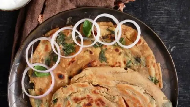 पुदीना पराठा ( Pudina Paratha Recipe )