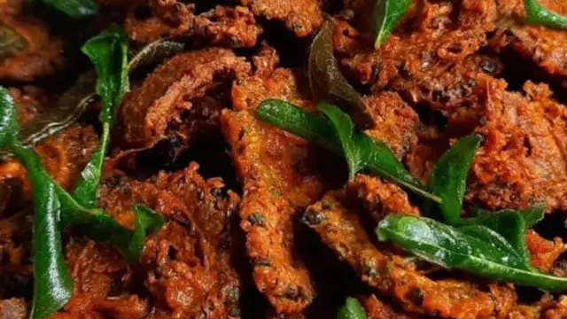 चाय की चुस्कियों के साथ लें करेले के चिप्स का मजा, शरीर को होंगे कई फायदे