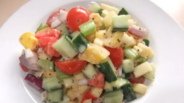 Mixed-Vegeteble Salad Recipe In Hindi: खाने के साथ मिक्स वेजिटेबल सलाद खाएं