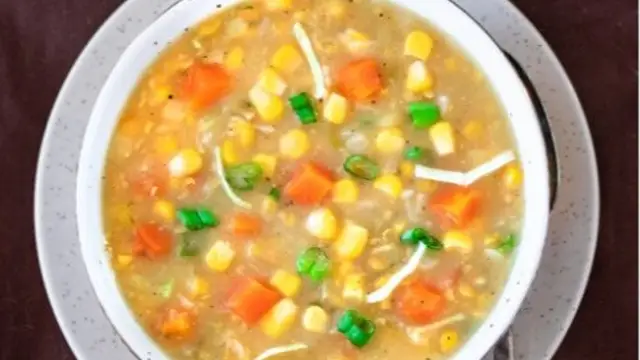 Sweet Corn Soup Recipe: पाचन शक्ति को मजबूत बनाता है स्वीट कॉर्न सूप, छोटी-मोटी भूख भी मिटाएगा, जानें रेसिपी