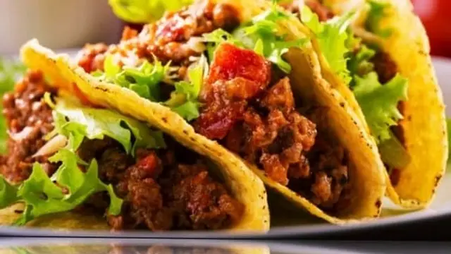 Healthy Tacos Recipe: टेस्टी टैकोज़ को बनाना है और भी हेल्दी, तो इस फिलिंग के साथ करें ट्राई!