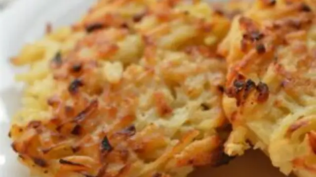 क्रिस्पी पोटेटो पैनकेक ( Crispy Potato Pancake )