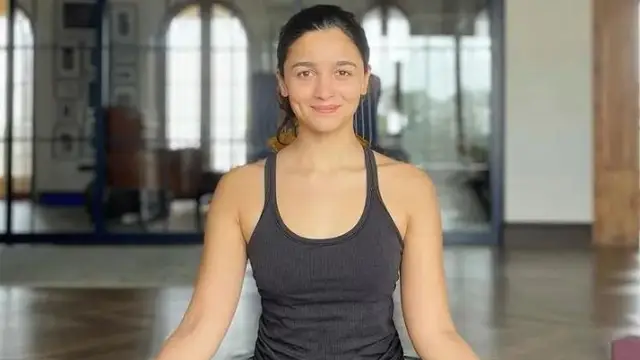Alia Bhatt Transformation Diet: आखिरकार आलिया भट्ट की डाइट लिस्ट आई सामने, इन सुपरफूड से कम किया अपना वजन