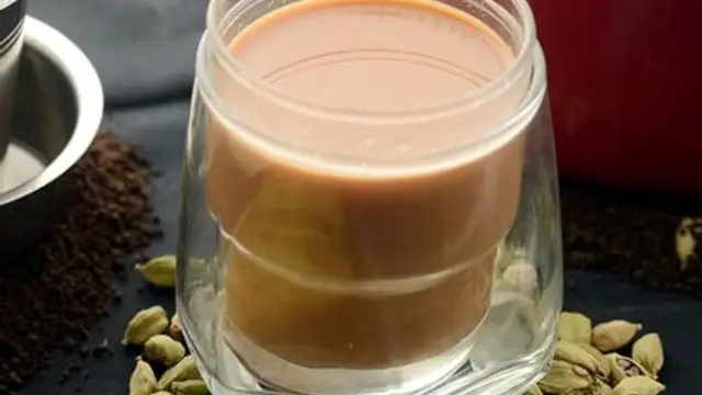 गर्म चाय तो खूब पी होगी, इस बार ट्राई कीजिए चाय ठंडाई, पीकर मजा आ जाएगा