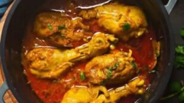 संडे स्पेशल चिकन करी ( Sunday Special Chicken Curry Recipe )
