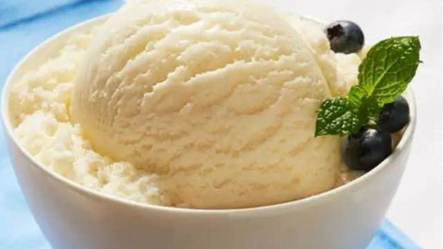 Vannila Icecream Recipe In Hindi: बच्चों की पसंदीदा वनीला आइसक्रीम बनाने का तरीका