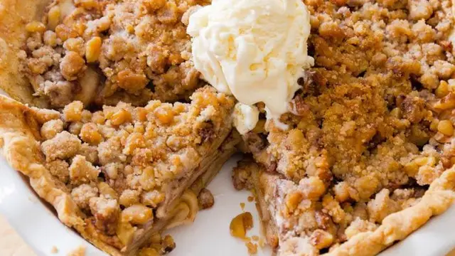 Apple Crumb Pie Recipe In Hindi: एप्पल क्रम्ब पाई बनाने की विधि