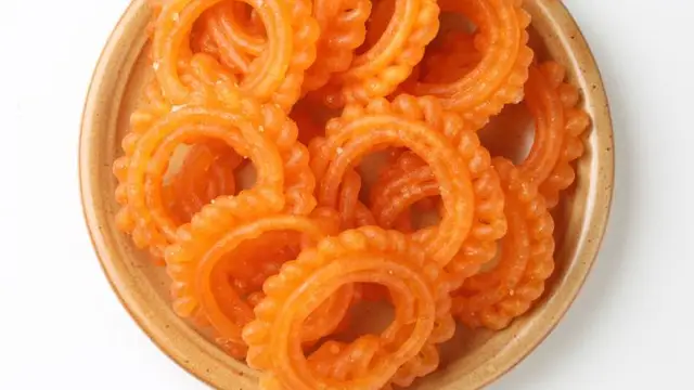 होम मेड इमरती बनाने की विधि (Home made Imarti Recipe In Hindi)