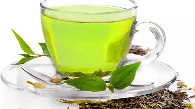 GREEN TEA पीते वक्त इन बातों का खासतौर से रखें ध्यान, वर्ना सेहत को होगा भयंकर नुकसान