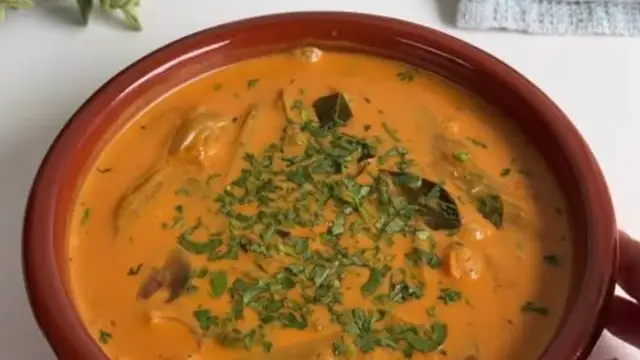 मंगलोरियन स्टाइल रॉ मैंगो करी रेसिपी ( Manglorean Style Raw Mango Special Curry )