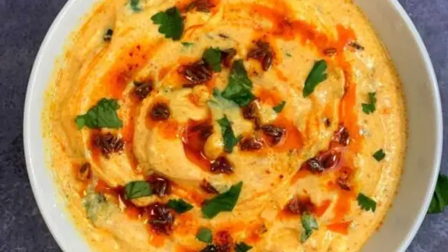दही प्याज तड़का की आसान रेसिपी (Dahi Pyaz Tadka Recipe)