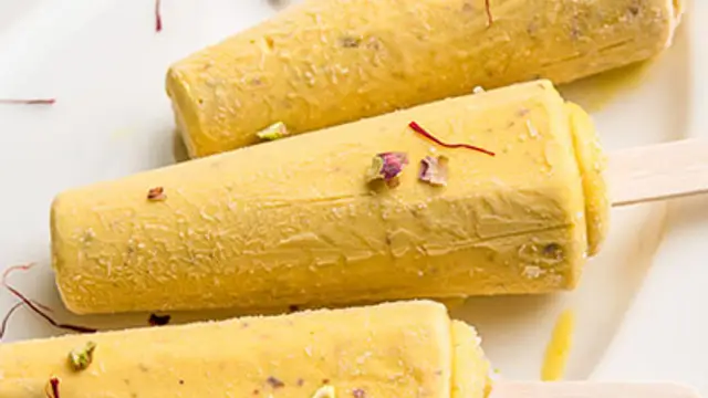 मावा मलाई कुल्फी रेसिपी (Mawa Malai Kulfi Recipe)