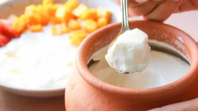 तरल खाद्य पदार्थों को लंबे वक्त तक स्टोर करने के लिए फॉलो करें ये टिप्स