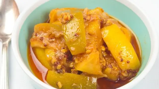 Nimbu Ka Achar Banane Ki Recipe – घर पर बनाएं नींबू का खट्टा मीठा अचार