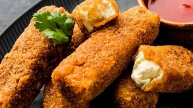 पनीर के पकौड़े बनाने की इंस्टेंट रेसिपी (Paneer Pakoda Recipe)