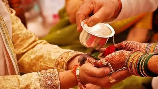 Astro Tips: क्या आपके विवाह में भी आ रही है देरी? तो करें ये उपाय