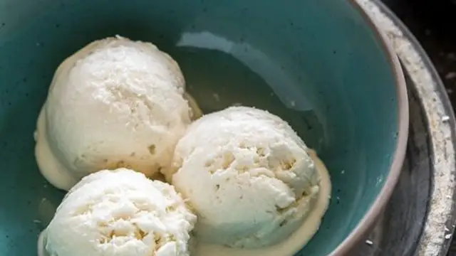 टेंडर कोकोनट आइसक्रीम रेसिपी ( Tender Coconut Icecream Recipe )