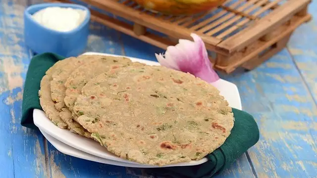 गर्मियों में पेट के लिए फायदेमंद है ज्वार-प्याज की रोटी